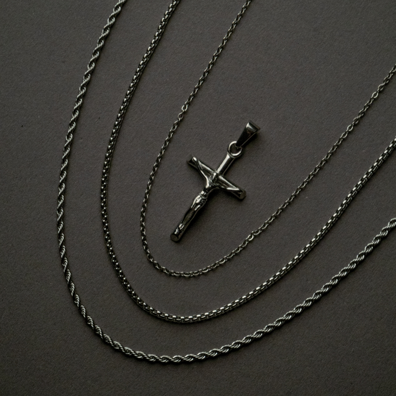 Crucifix - ZILVER